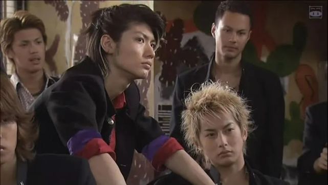 他还是《bloody monday》中的天才黑客高木藤丸