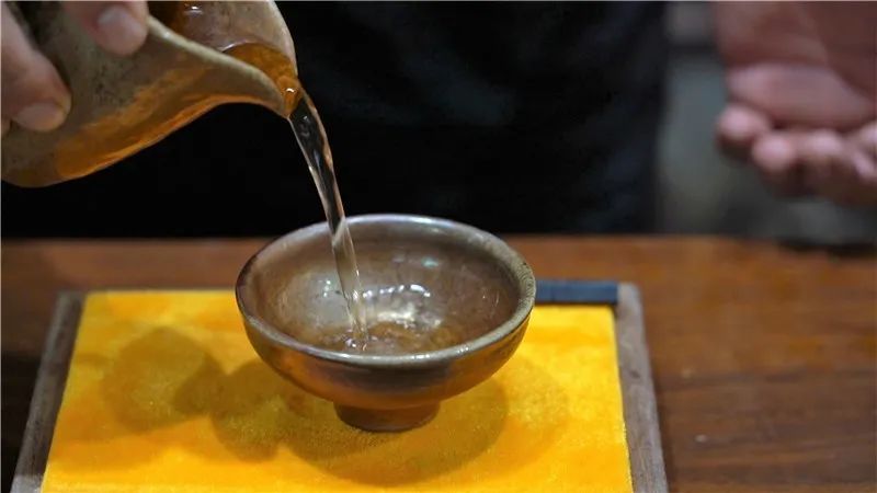 北流市|“入窑一色，出窑万彩” 一个古老的柴窑在北流这个村得到传承