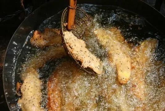 脑梗塞|脑梗的“祸根”找到了，专家提醒：若头部反复出现这3个情况，尽早去医院！