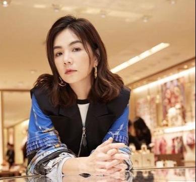 ella|39岁结婚8年的Ella发福，你羡慕她嫁得好，我却看到幸福的另一面