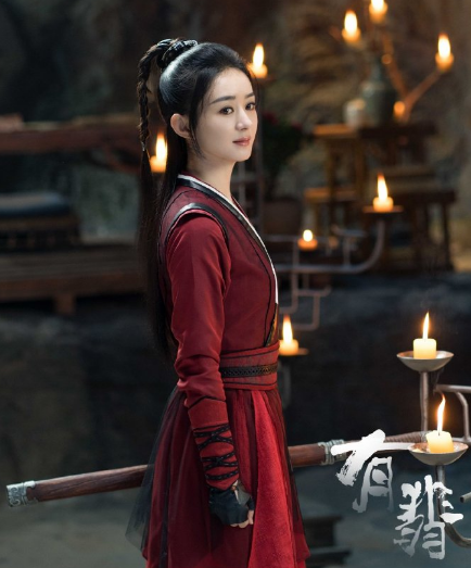 赵丽颖|赵丽颖生图超可爱，《有翡》暑期开播，百变丽颖你爱吗？