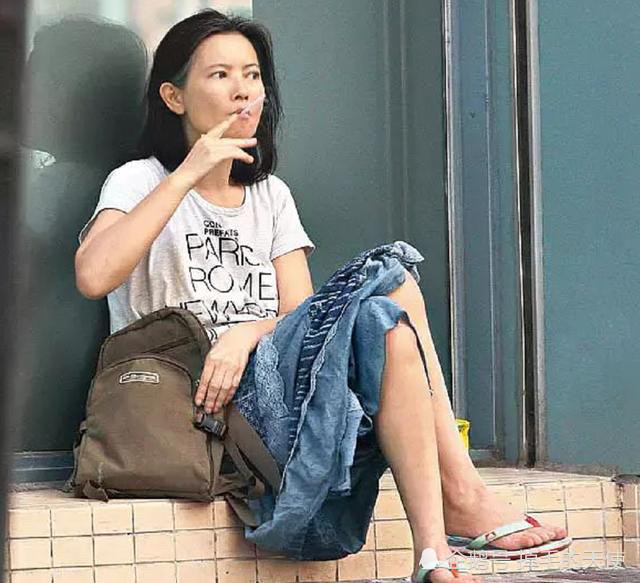 天生尤物命运多舛春三十娘蓝洁瑛此生最敬佩赵薇