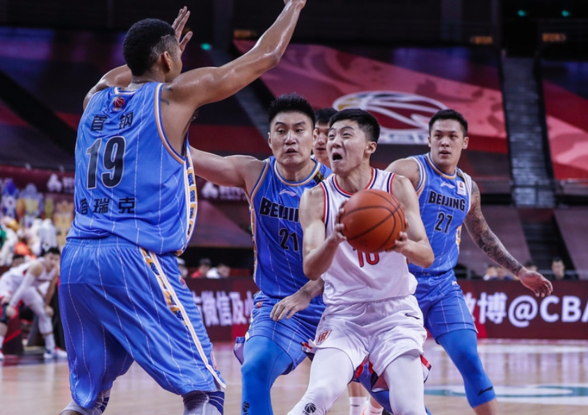 cba|CBA又一争冠队横空出世 双外援轰43＋15吊打鱼腩