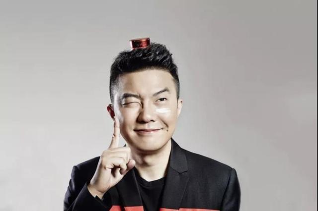 卖最贵,干最大,他是最会从女人化妆包里赚钱的男人|丸美|孙怀庆|丸美