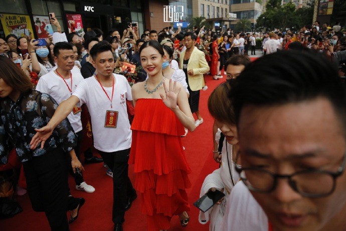 郑恺|郑恺表态对抄袭绝不姑息后，对方发声明：很遗憾仍未收到直接回复