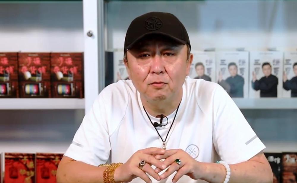 于谦|只卖有缘人！德云社于谦新书《玩儿》限量卖，人家真不是为了赚钱