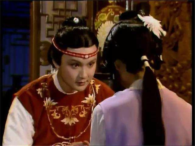 贾宝玉|红楼梦：真正得到贾宝玉的不是林黛玉，也不是薛宝钗，而是晴雯