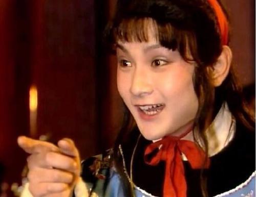 贾宝玉和薛宝钗有名无实为何却有个儿子早早当了父亲
