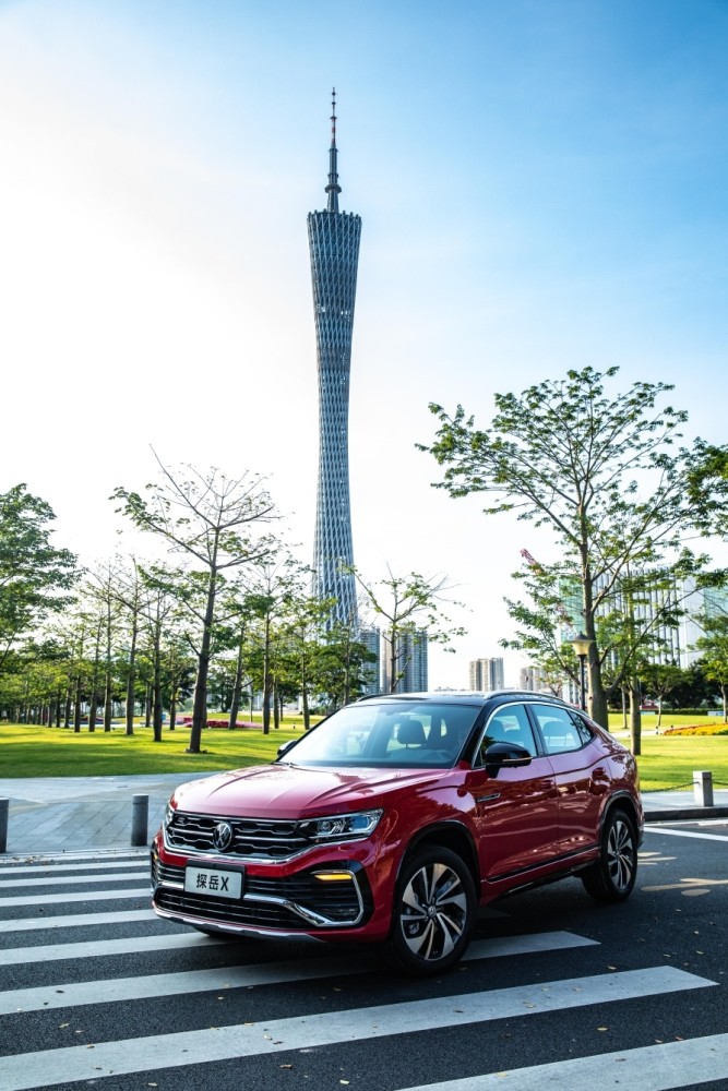 最美大众suv上市,探岳x售价23.58万元起