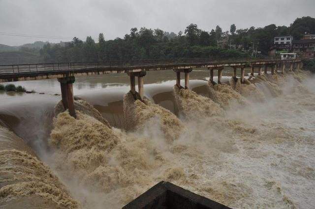俗话说水火无情我国历史上有多少次大洪水如猛兽般肆意横行