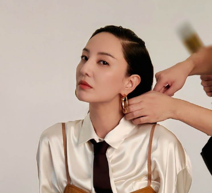 郑希怡|把宁静当女儿、拒绝蓝盈莹撒娇，郑希怡凭什么轻松赢三场？