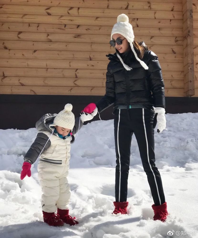 郑希怡|把宁静当女儿、拒绝蓝盈莹撒娇，郑希怡凭什么轻松赢三场？