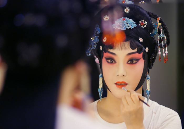 限薪令|“限薪令”再一次加码！那，如果明星们集体“罢演”怎么办