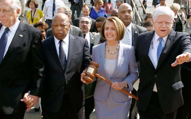 约翰·刘易斯|佩洛西悲痛悼念：刘易斯是巨人，他改变了美国，这是上帝赐福美国