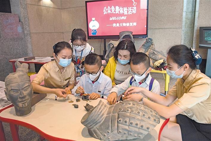 兵马俑|兵马俑化身“蒹葭十二士”