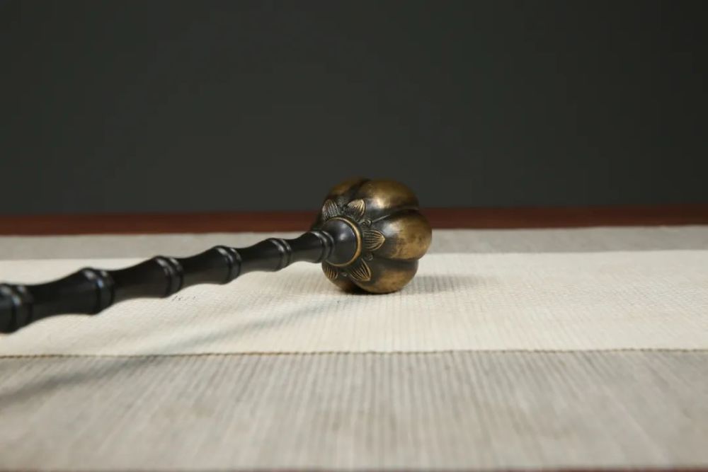 谁说袖锤小巧又没用这把独具特色的金瓜锤分分钟锤爆你