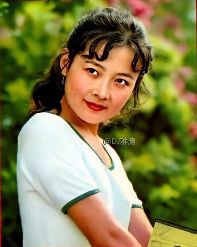 娜仁花似乎是那种天生就该成为电影演员的人.