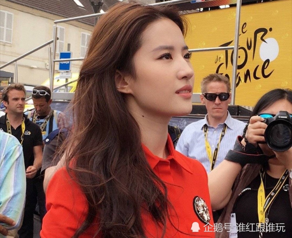 迪丽热巴|号称小赵丽颖、小刘亦菲、艳压迪丽热巴？结果生图一出，被碾压！