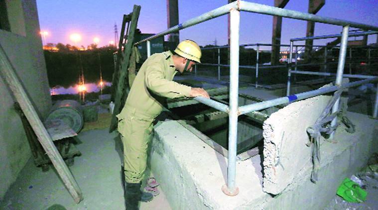 晕倒|工人进污水罐清洁却中毒晕倒，连续三人去营救全部遇难