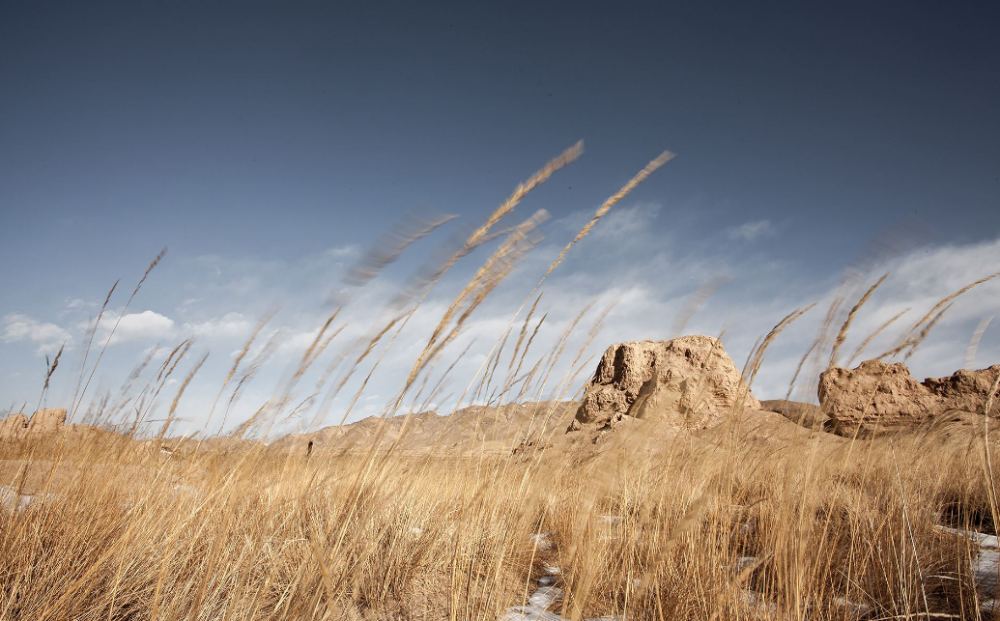 渔家傲|上学时，老师指着范仲淹的《渔家傲》说：这词不背，其它也别背了