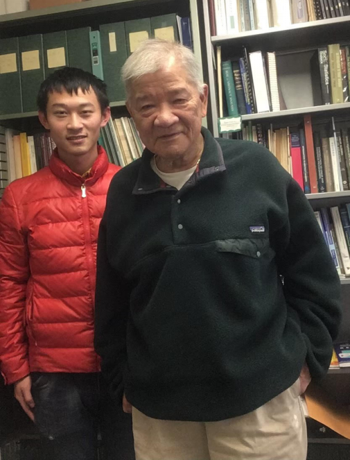 2017年，李教授与访问学生许世坦合影。本图由许世坦提供。