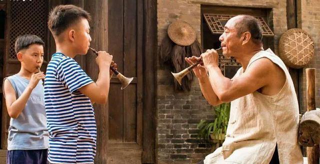 百鸟朝凤|没有制片人的一跪，或许这部好电影会静静地上映，静悄悄地下架