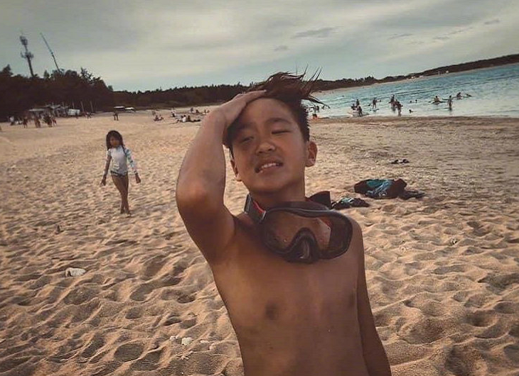 曹格|曹格女儿整容式成长，大长腿小蛮腰，果然遗传了妈妈的优秀基因