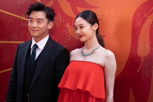 郑恺|郑恺火锅店抄袭？被质疑装修雷同，店家放出多对比图引热议！