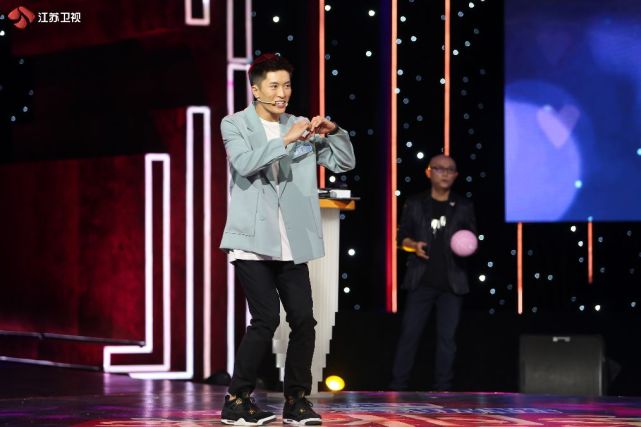 职业属性使然,让胡登秋直言自己有些猜不透女生的心思.