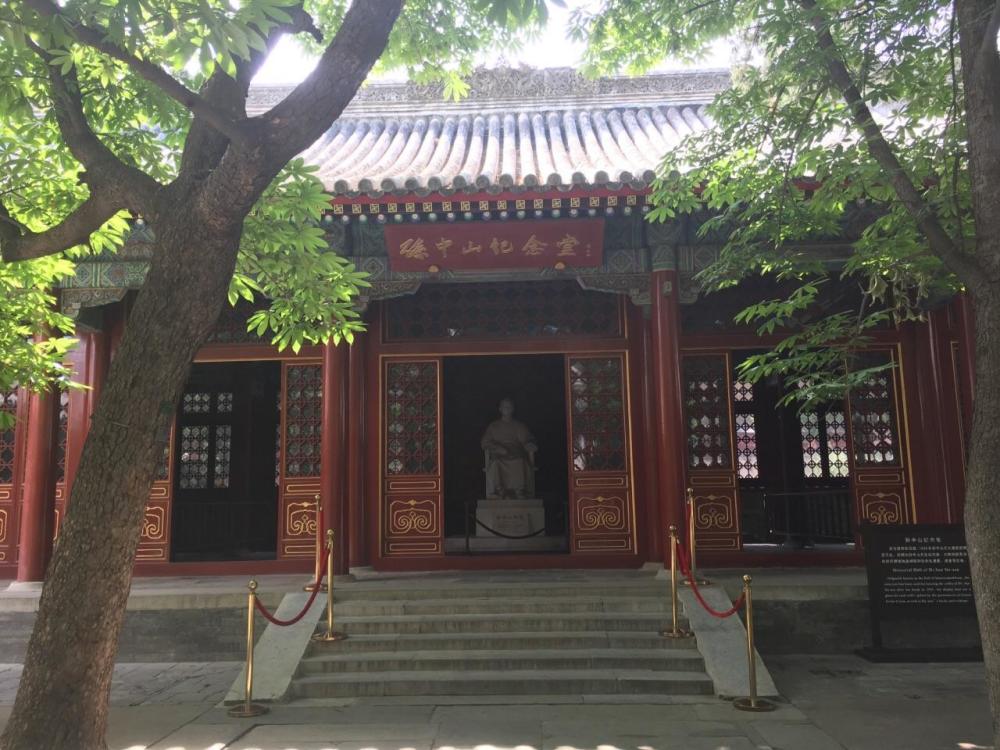 寺庙|北京一座园林式寺庙，布局紧凑、保存完好，曾被扩建过