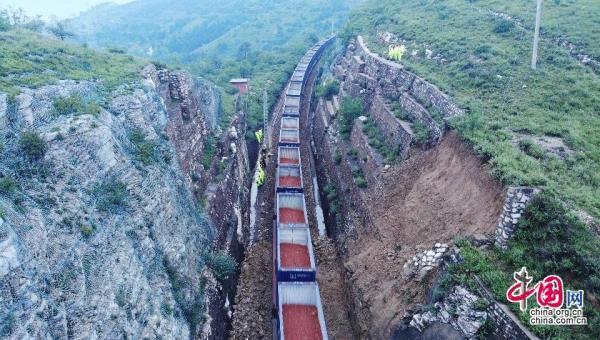 京原铁路|京原线雨夜巡线遇塌方连夜抢险保开通