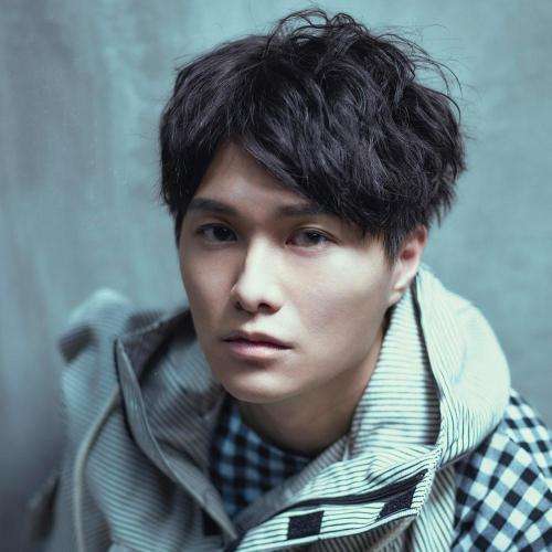 tvb|TVB人气歌手凭“非正常”角色上位，曾出演易服癖，玩“虐待”