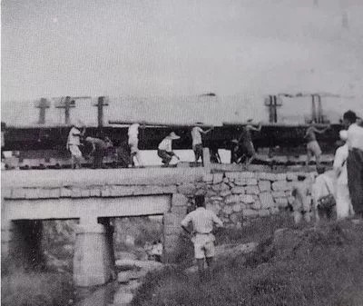 人民英雄纪念碑|1953年七千人39天运送了人民英雄纪念碑到达北京