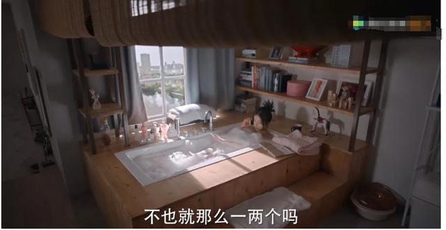 陈建斌|国产剧两大未解之谜：亿万富翁像傻白甜，贫穷女主却能月花10万