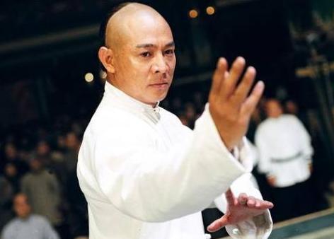 利智|赌王出殡当天，利智出现葬礼现场，网友：认不出来