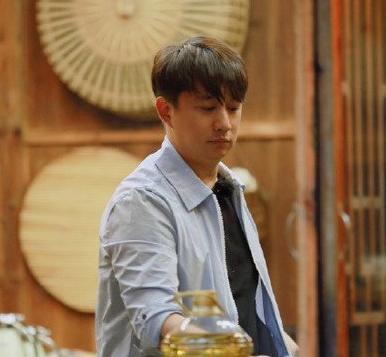 向往的生活|《向往的生活》，老朋友互动，欧阳娜娜触景生情，老狼的反应真实了