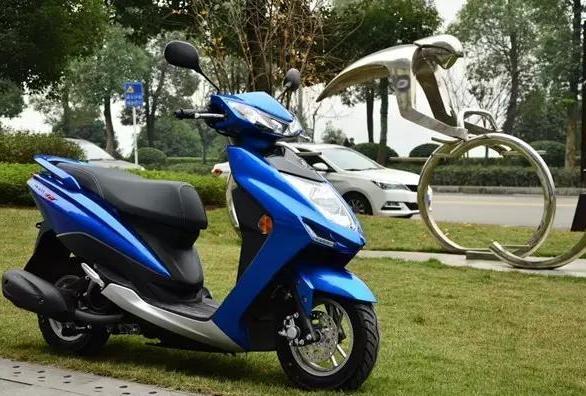 1kw,前碟後鼓常規懸架,9480元|雅馬哈|賽鷹125|踏板摩托車