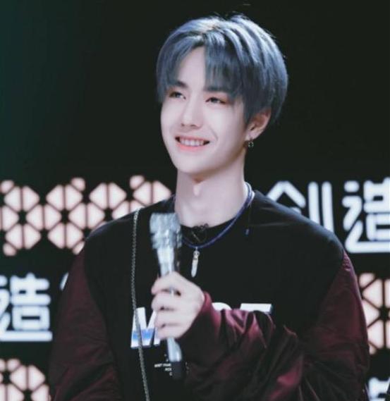 王一博|明星爱“打耳洞”？王一博3个，程潇6个，看到黄子韬：勇气可嘉