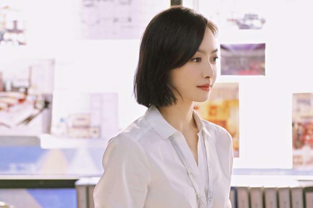 金鹰女神|2020金鹰女神评选马上出炉，郑爽杨紫被提名，而她紧随其后