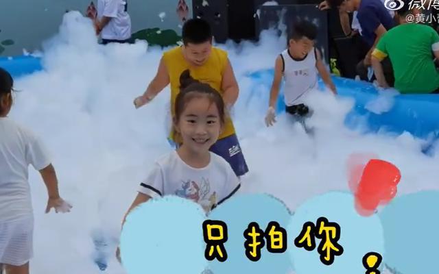 黄小蕾|黄小蕾高调晒女儿，相恋38天闪婚嫁高富帅，肚子不大破怀孕传闻