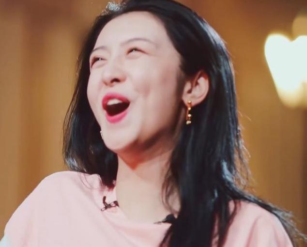 杨颖|明星姐弟年龄差，杨颖差7岁，沈月差10岁，最后一位差了19岁