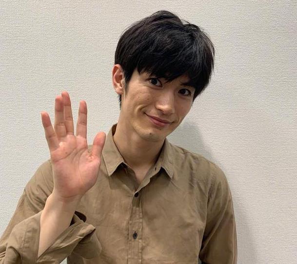 三浦春马|三浦春马遗书内容曝光！措辞绝望又偏激，友人称其已经酗酒两年