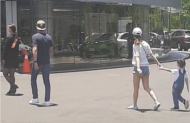 林心如|台湾娱记节目里坚称林心如霍建华已离婚，被主持人质疑几遍仍一口咬定