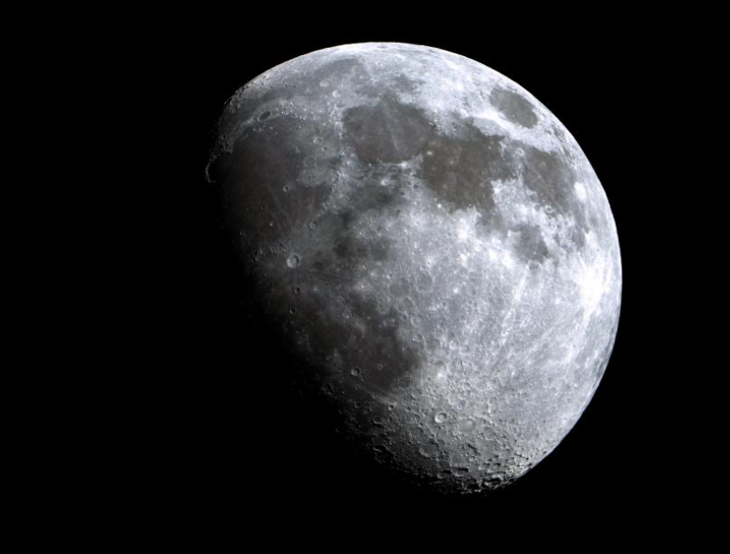 太空探索技术公司|2020：人类飞跃的一年