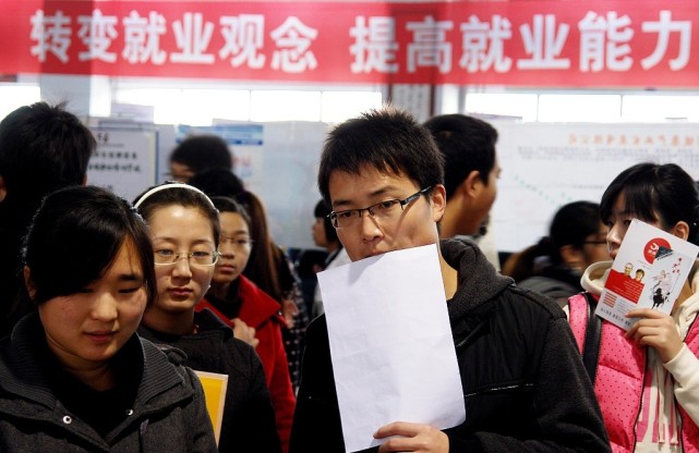 为什么延毕的大学生越来越多？延毕等来的可能是更糟糕的结果_腾讯新闻