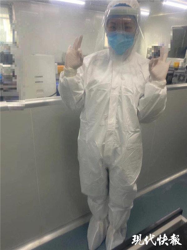 武汉|南京95后核酸检测员：从武汉到北京，一天最多处理1万个标本