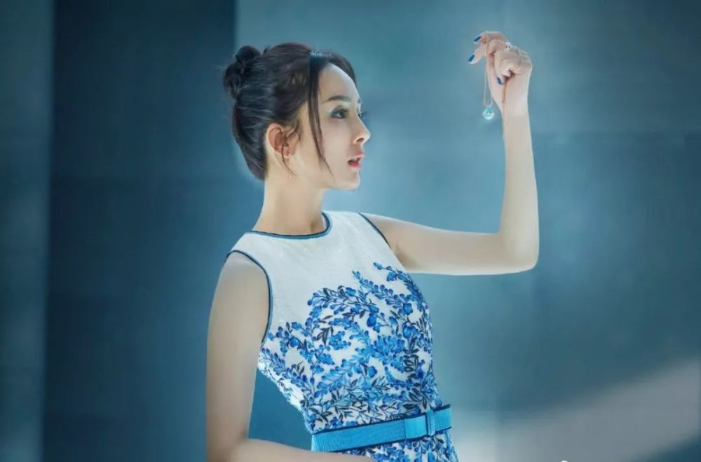 绿松石|防不胜防？你要的“高瓷蓝玉化绿松石”竟是玻璃？