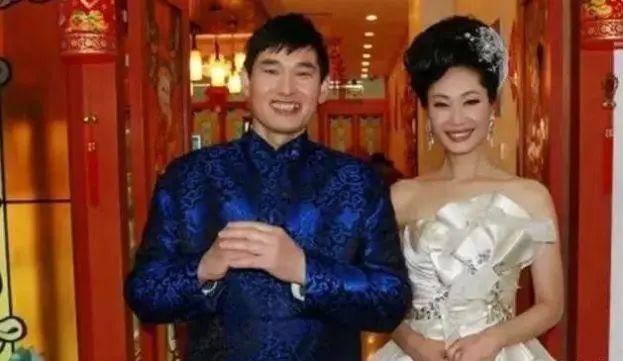 朱之文|朱之文唱歌到底是啥水平？看了韩红的评价，原来骗了我们这么久