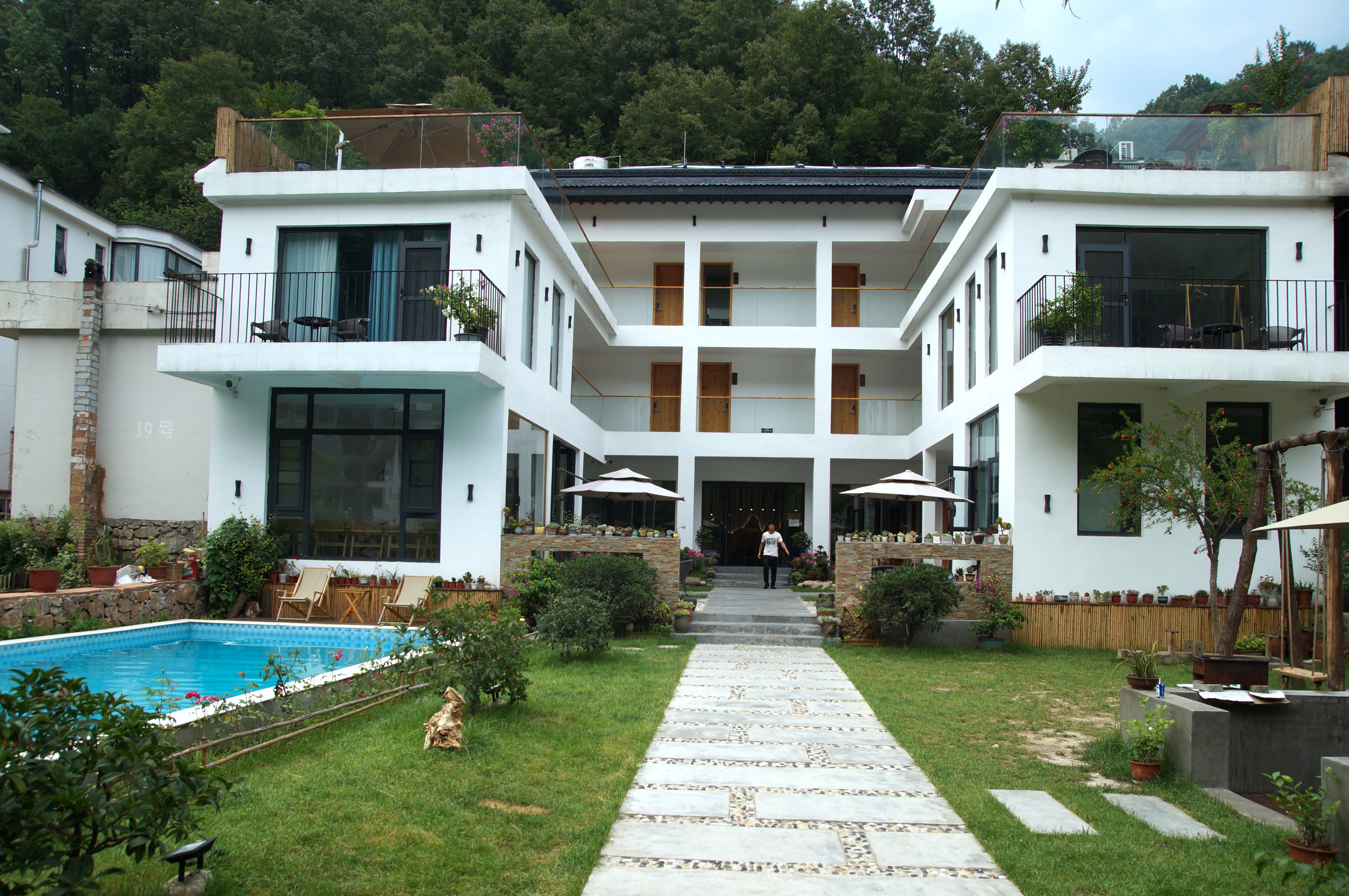 (6)山沟里的店主养成记