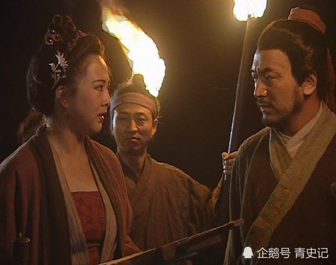 孙二娘|孙二娘对待武松，为何比对张青还好？你看她安的什么心